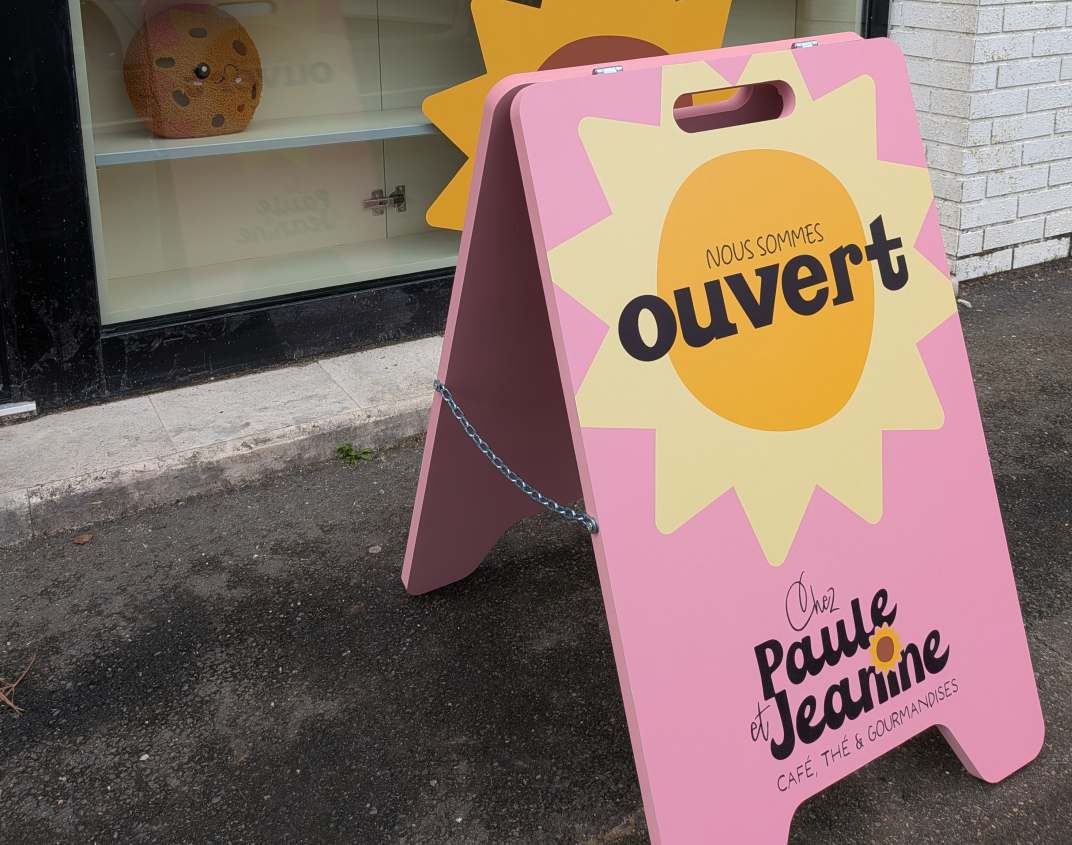 Enseigne trottoir sur mesure